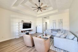 336 Vintage Circle photo 4