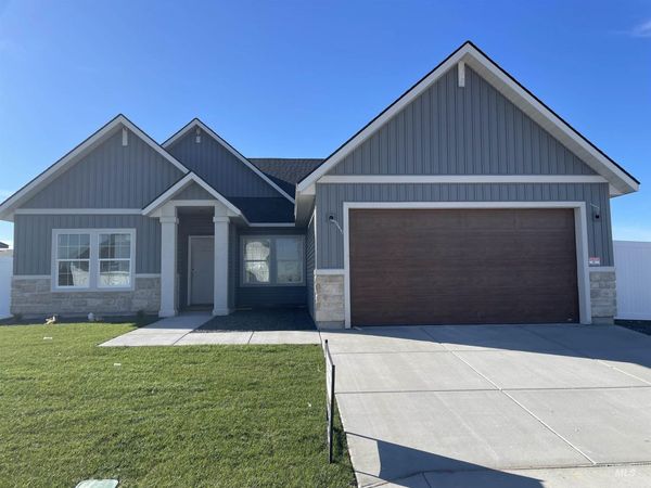 2008 Harrison St, Twin Falls, ID 83301