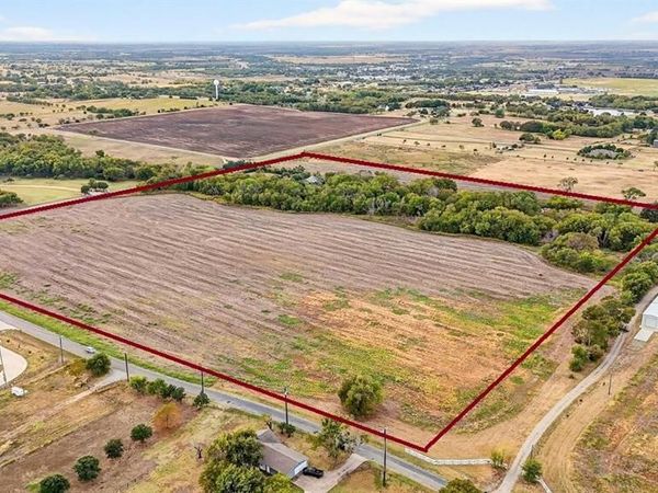 965 Kerfoot Road, Gunter, TX 75058