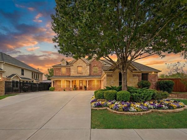 3027 Pamplona, Grand Prairie, TX 75054