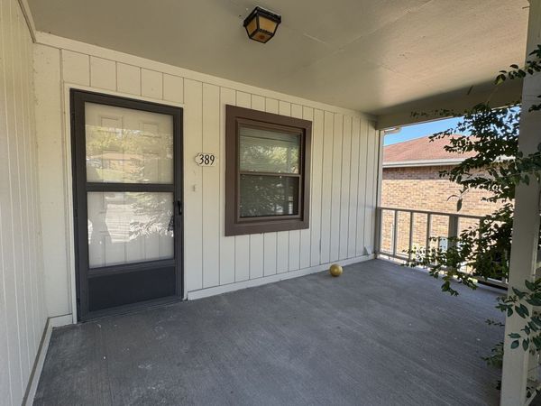 389 Deer Lake Dr, Nashville, TN 37221