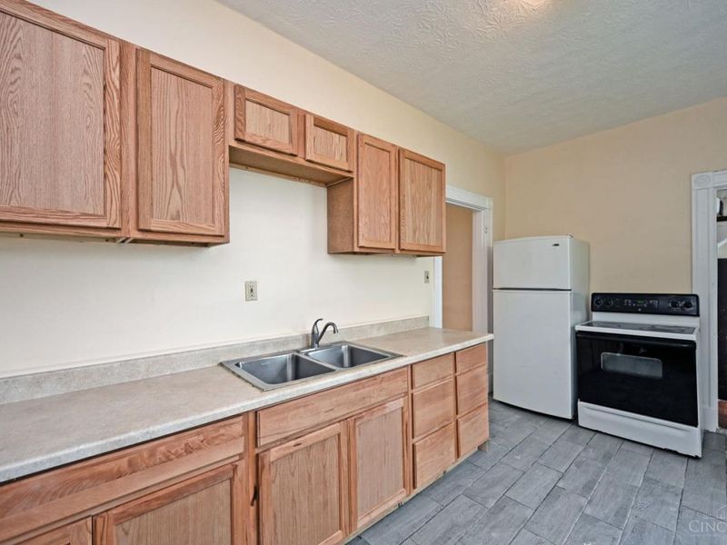 3318 Fairfield Avenue, Cincinnati, OH 45207 Photo 12