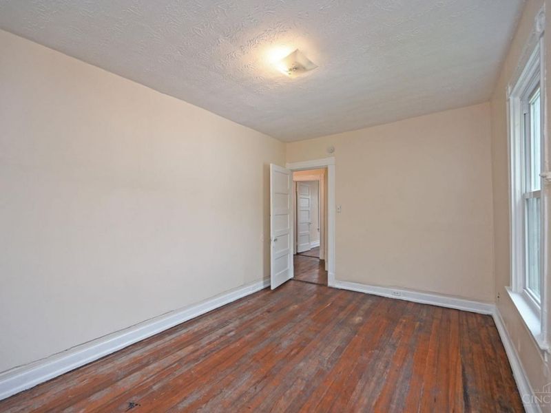 3318 Fairfield Avenue, Cincinnati, OH 45207 Photo 24