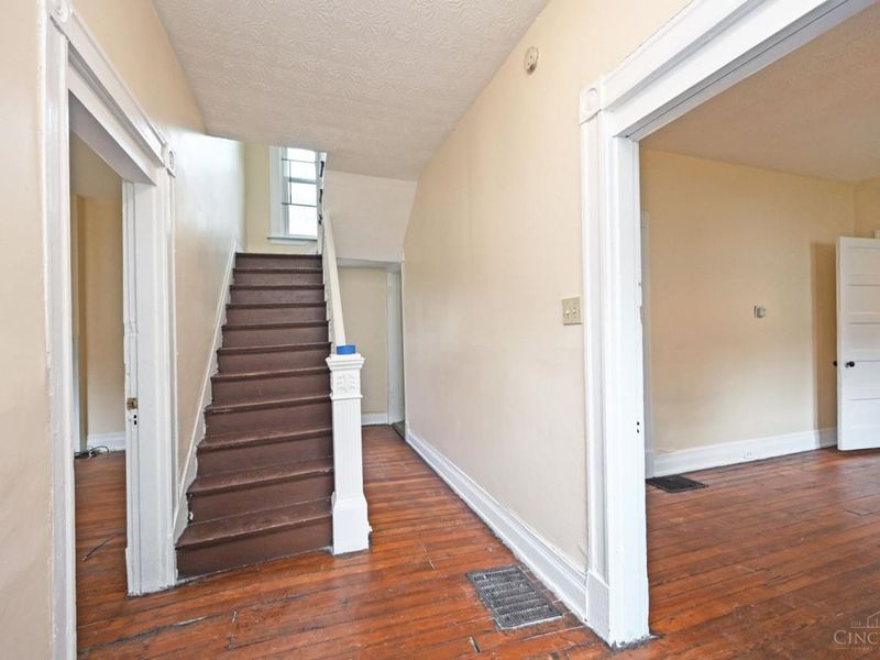 3318 Fairfield Avenue, Cincinnati, OH 45207 Photo 5