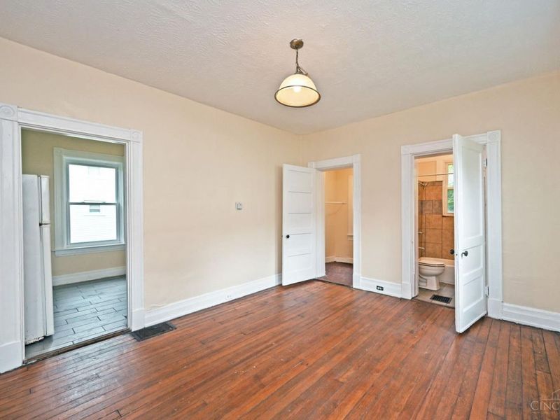 3318 Fairfield Avenue, Cincinnati, OH 45207 Photo 6