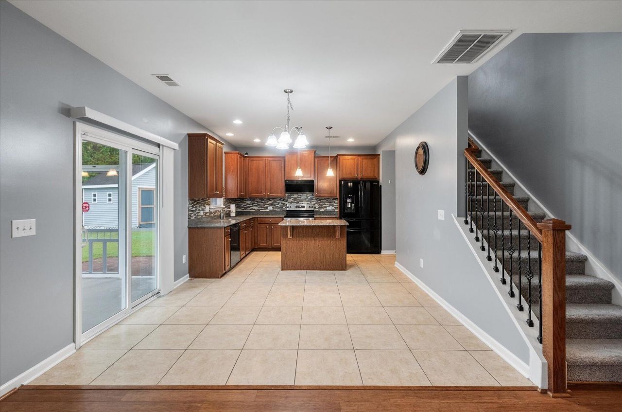 3005 Banbury Cross Ct Court Photo 10