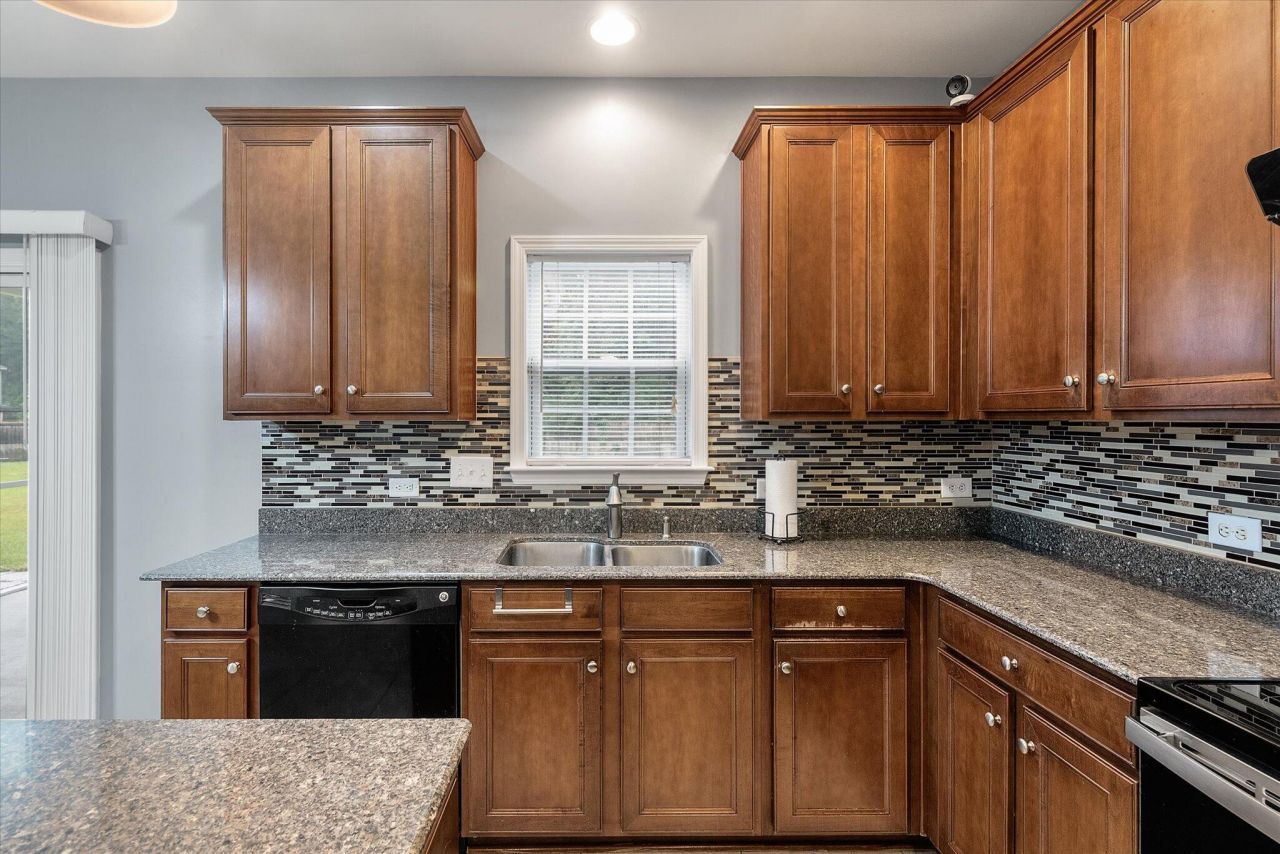 3005 Banbury Cross Ct Court Photo 13