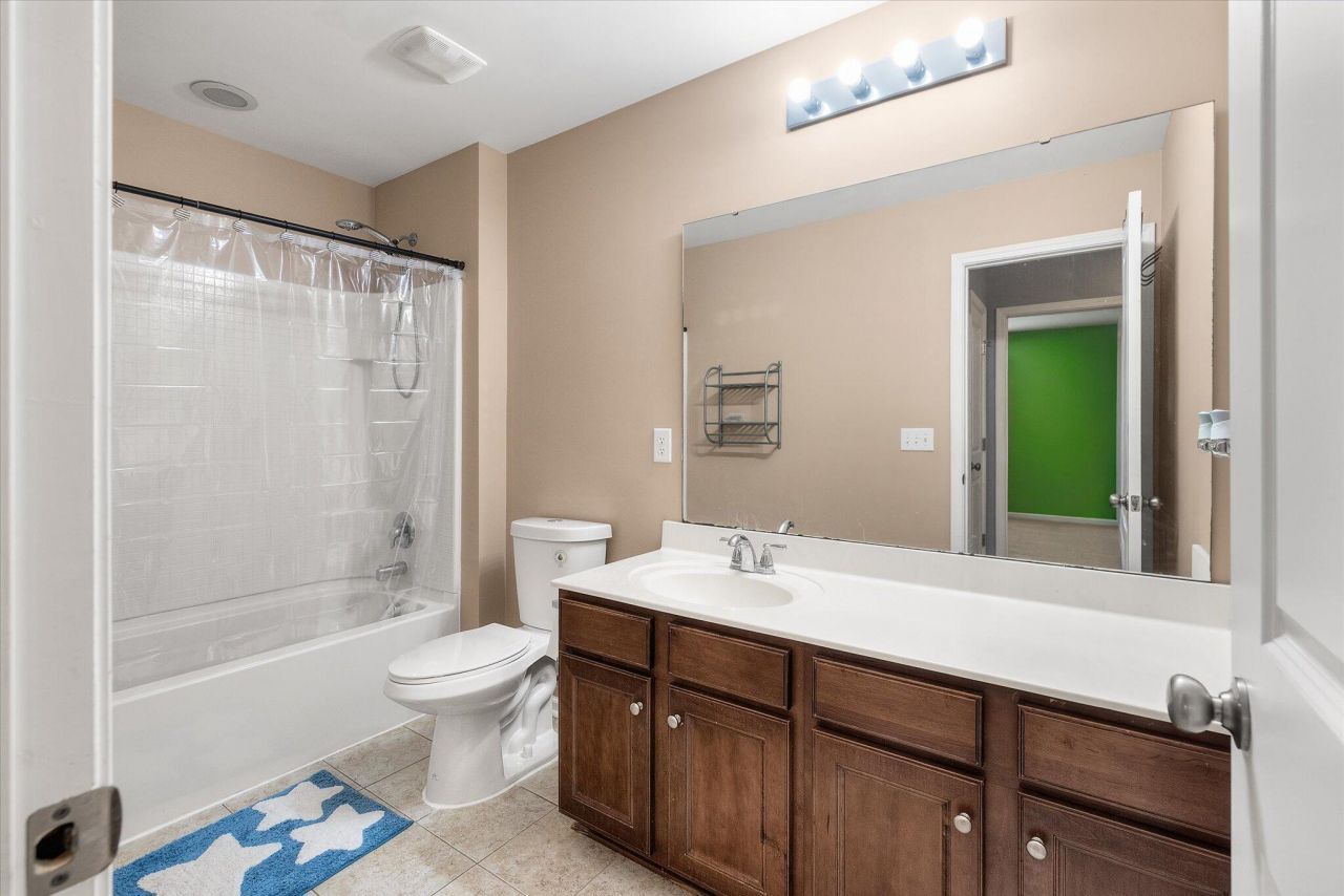 3005 Banbury Cross Ct Court Photo 24