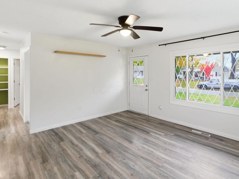 4503 Bolon Avenue, Hilliard, OH 43026 Photo 2