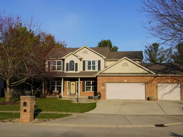 2906 Springhill Lane, Champaign, IL 61822