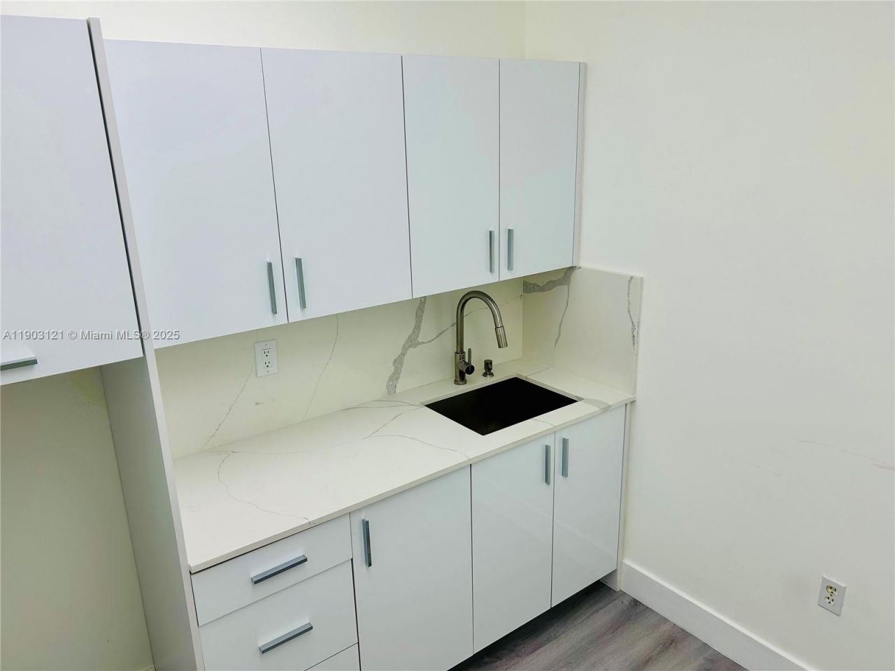 10305 NW 41st St, Unit 216, Doral, FL 33178 Photo