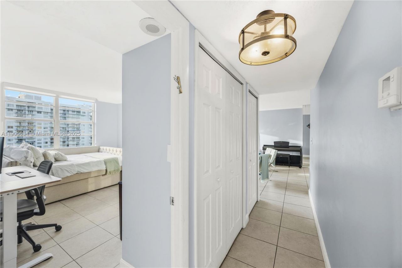 2851 NE 183rd St, Unit 1514E, Aventura, FL 33160 Photo