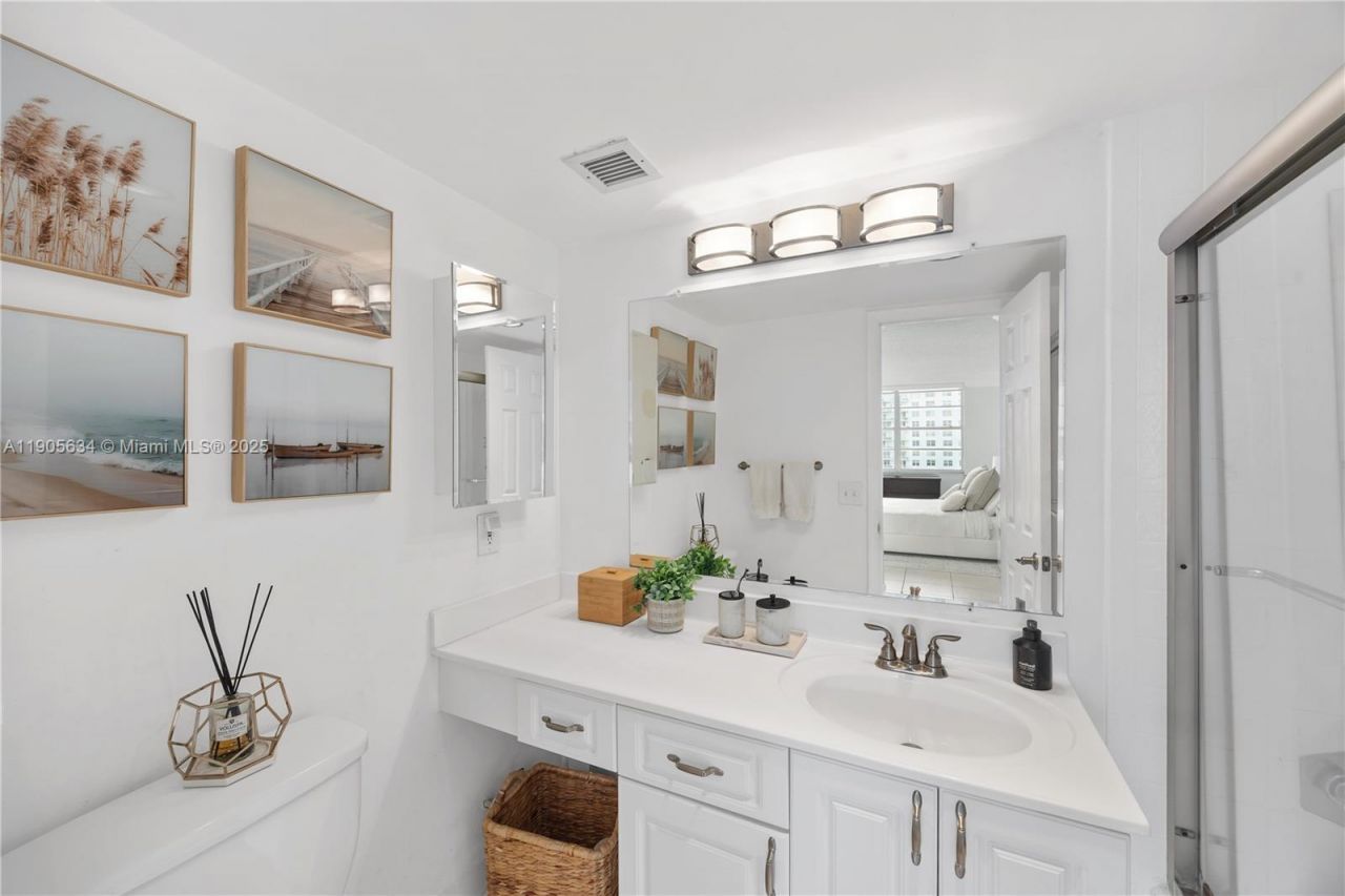 2851 NE 183rd St, Unit 1514E, Aventura, FL 33160 Photo