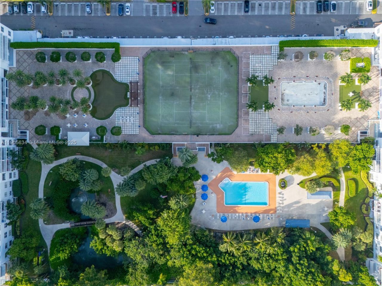 2851 NE 183rd St, Unit 1514E, Aventura, FL 33160 Photo