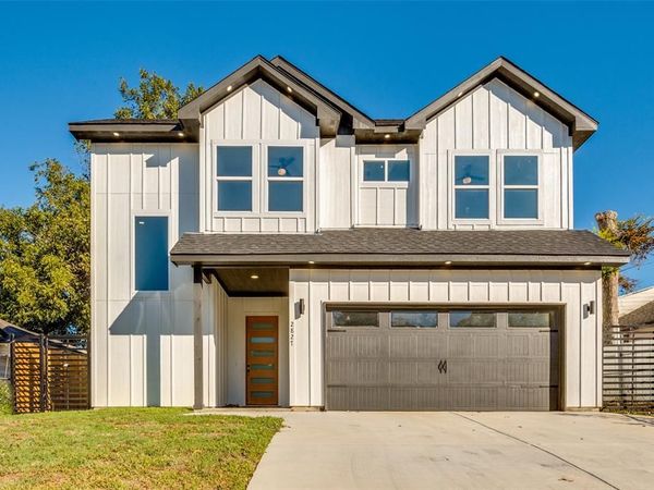 2827 Grafton Avenue, Dallas, TX 75211