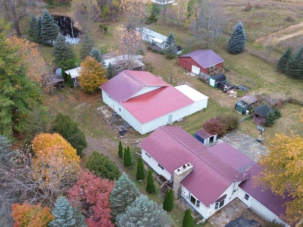 9526 Monroe Road, Elwell, MI 48832