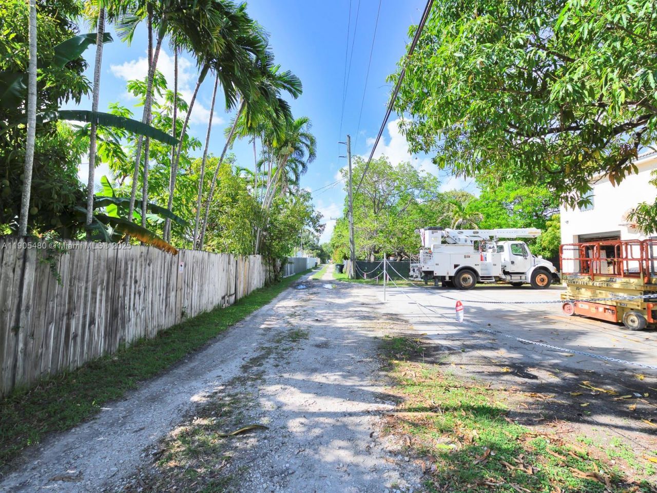 660 Miller Dr, Miami Springs, FL 33166 Photo