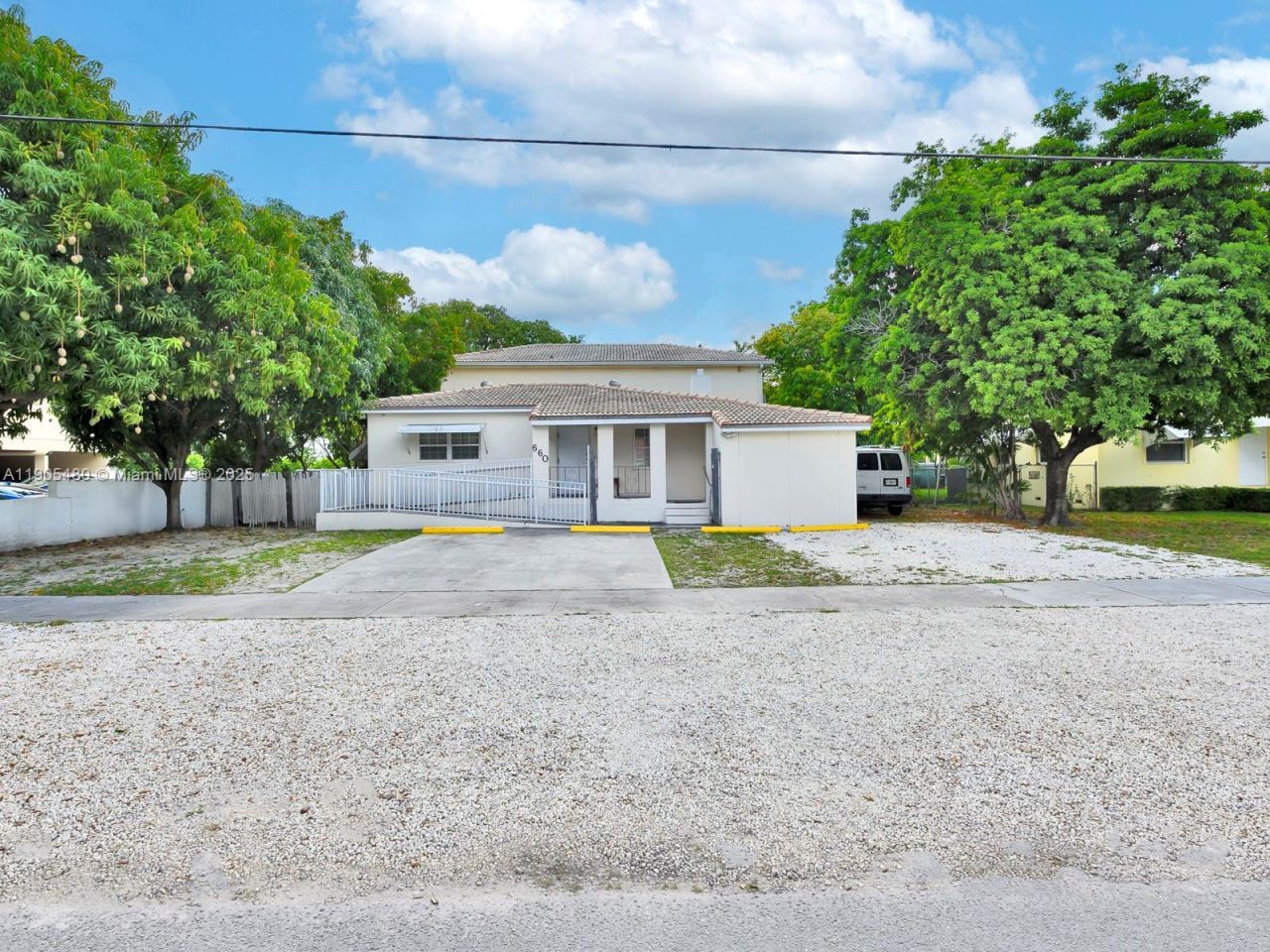 660 Miller Dr, Miami Springs, FL 33166 Photo