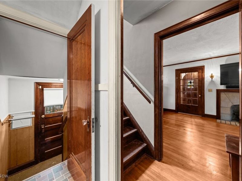 1027 Pennfield Road, Cleveland, OH 44121 Photo 22