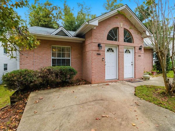 2904 Cross Creek Court, Tallahassee, FL 32301