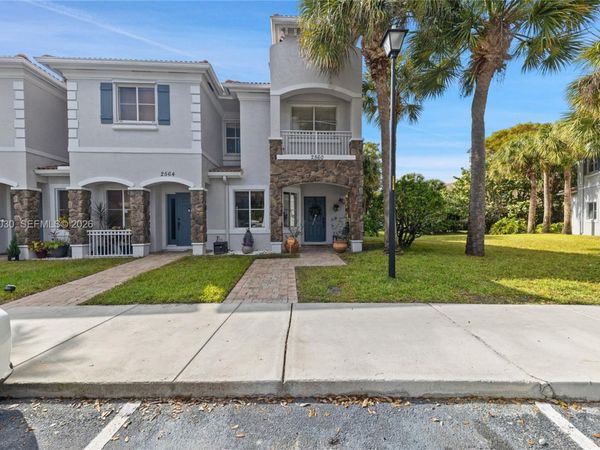 2560 SW 83rd Ave, Unit 107, Miramar, FL 33025