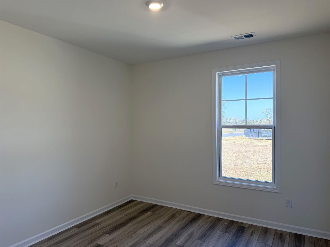 111 Westfield Circle Photo 16