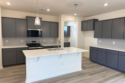 111 Westfield Circle photo 4