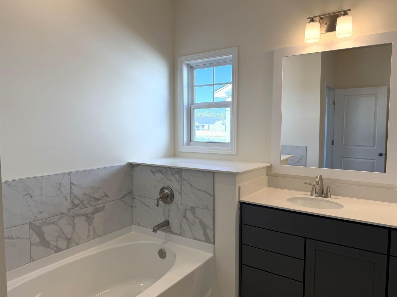 111 Westfield Circle Photo 3