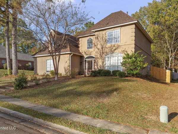 119 Hidden Hills Drive, Madison, MS 39110