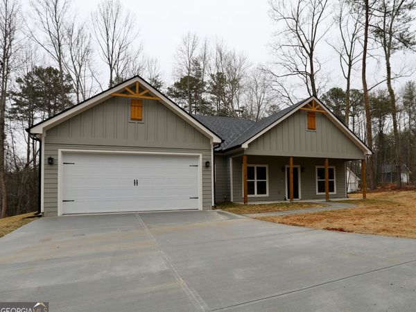 110 Kings Crossing Drive, Dawsonville, GA 30534