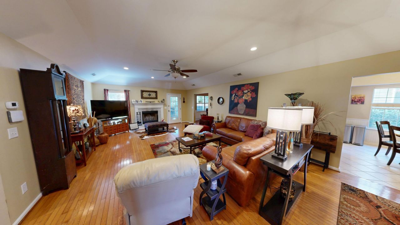 611 Fishermans Bend Photo 13