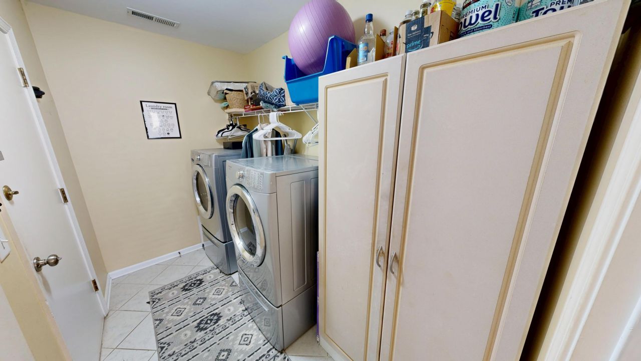 611 Fishermans Bend Photo 17