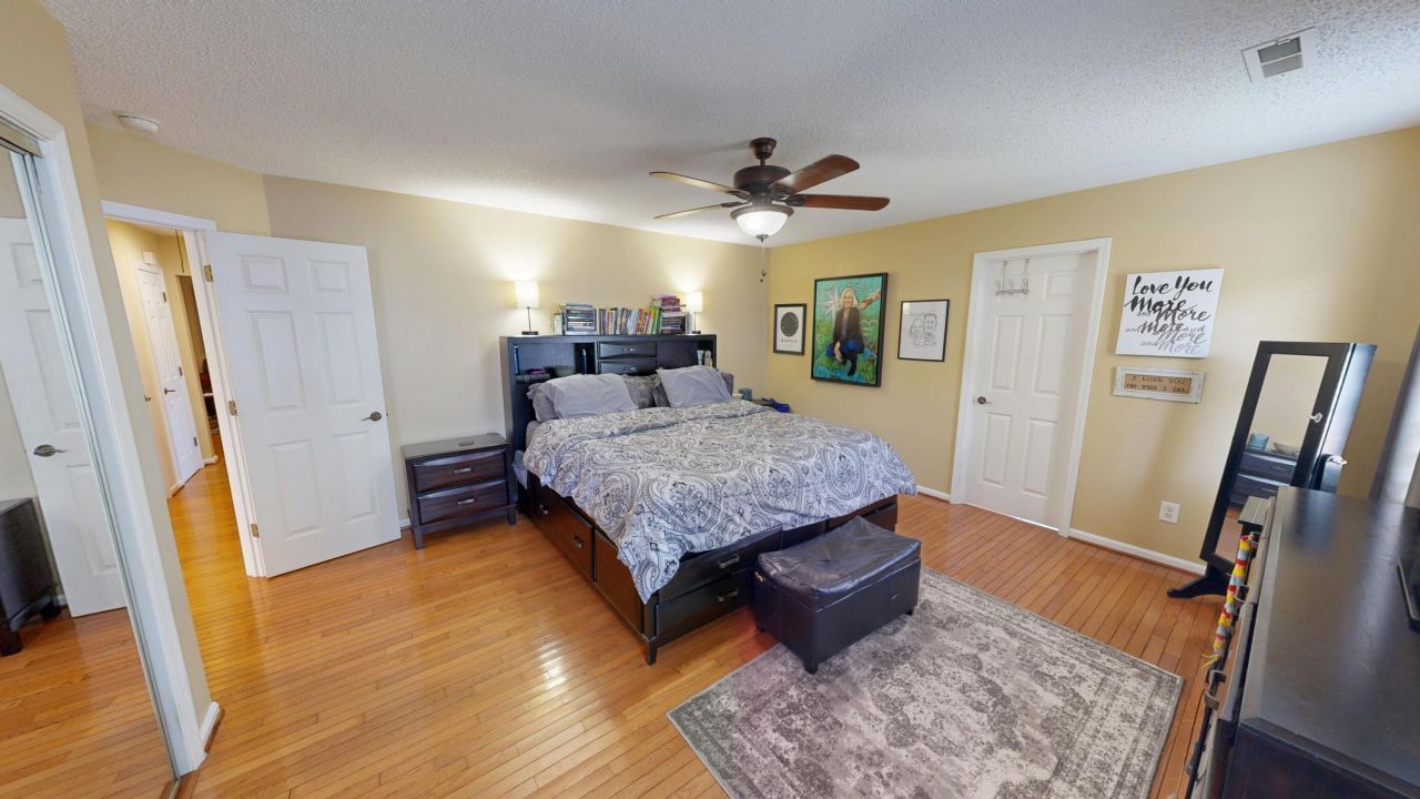 611 Fishermans Bend Photo 18