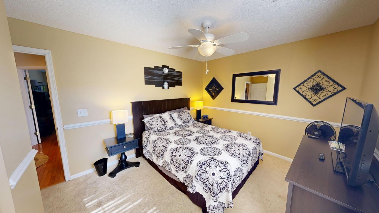 611 Fishermans Bend Photo 24