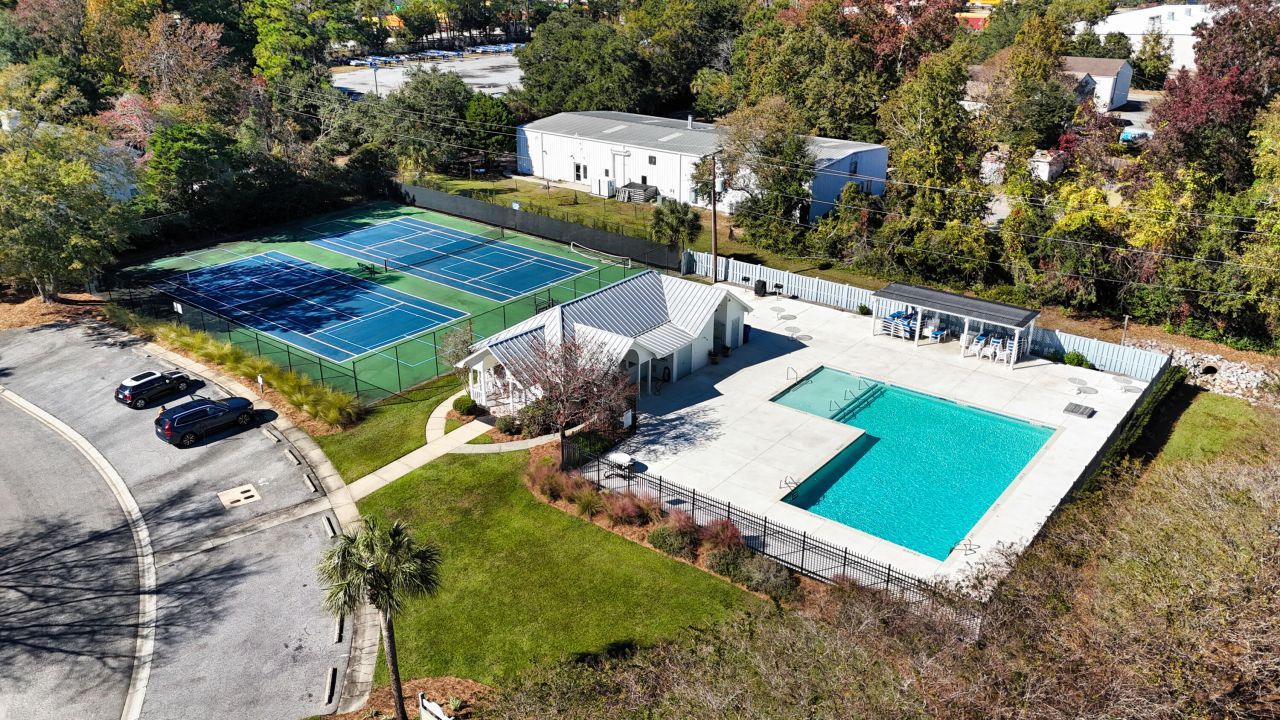 611 Fishermans Bend Photo 35