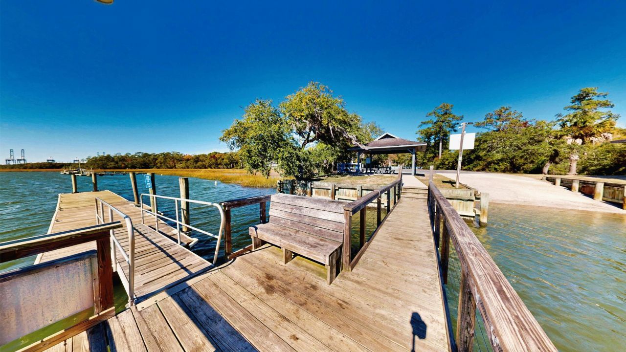 611 Fishermans Bend Photo 38