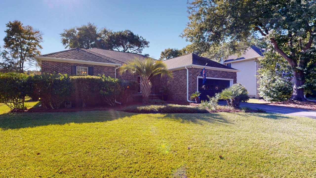 611 Fishermans Bend Photo 4