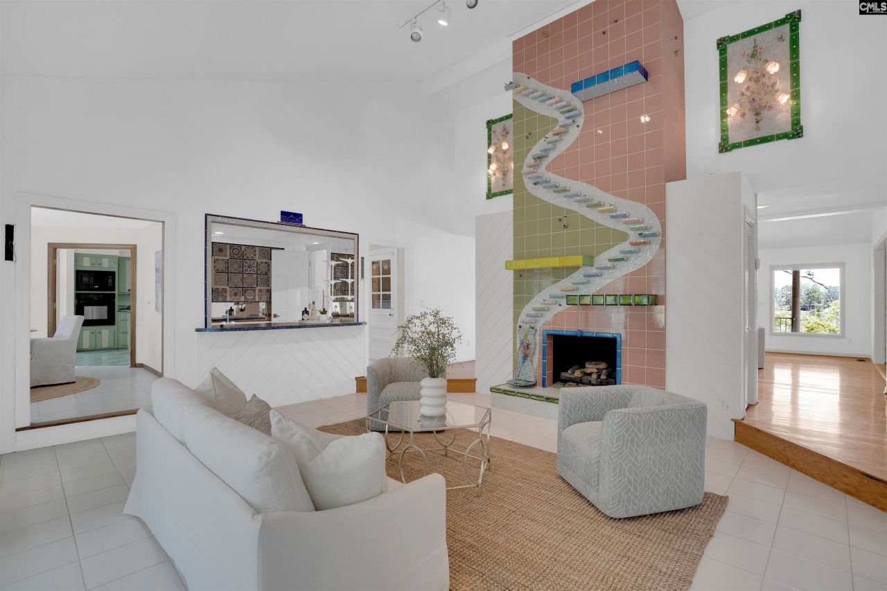 27 Foxhill Court Photo 13