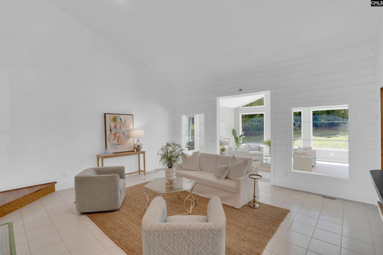 27 Foxhill Court Photo 15