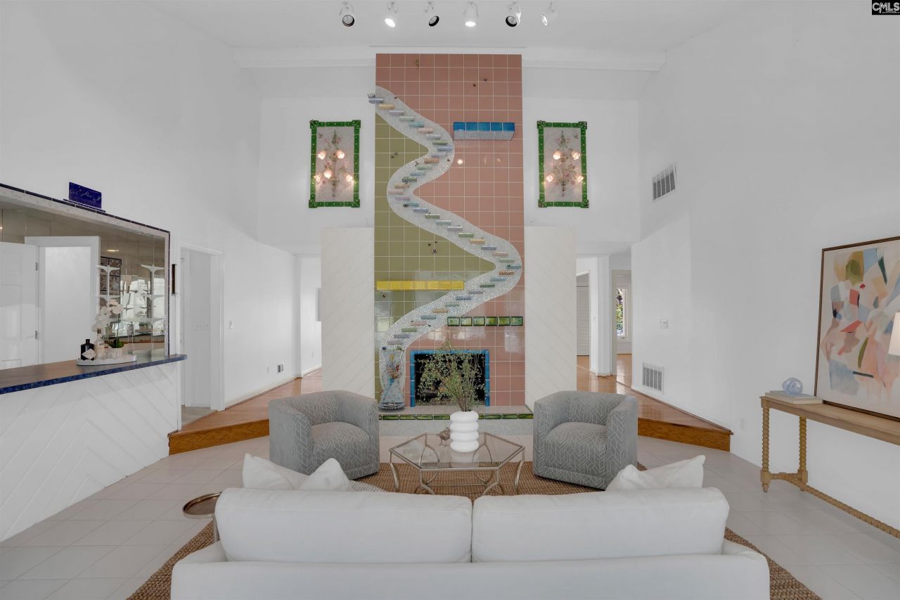 27 Foxhill Court Photo 16