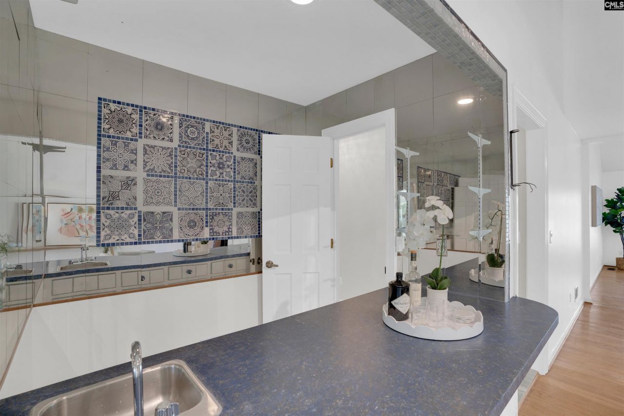 27 Foxhill Court Photo 18