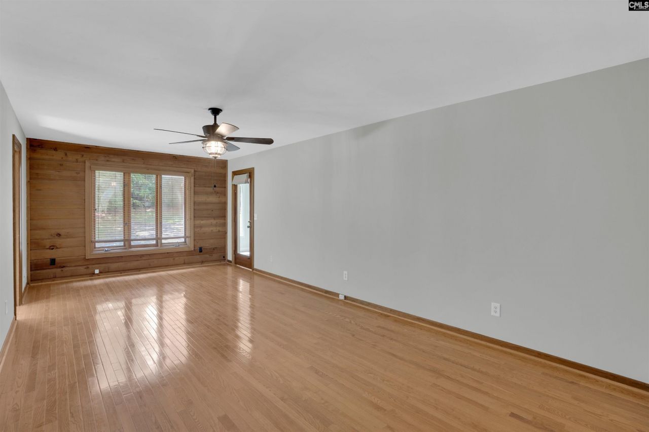 27 Foxhill Court Photo 32