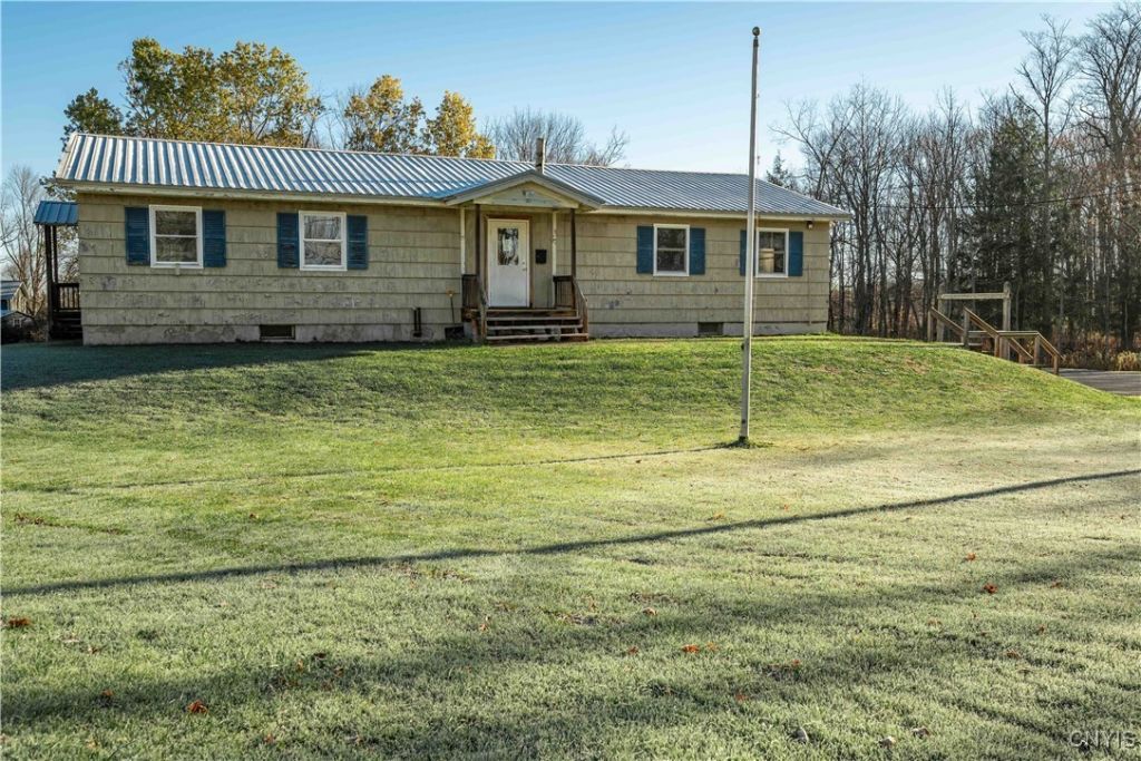 10540 Academy Lane, Remsen, NY 13438 Main Photo