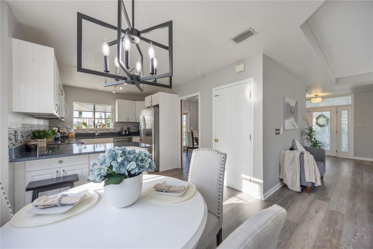 13951 Harbor View Drive, Seminole, FL 33776 Photo