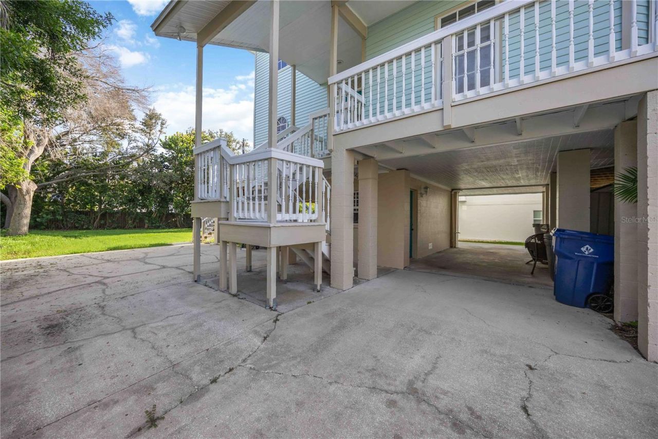 13951 Harbor View Drive, Seminole, FL 33776 Photo