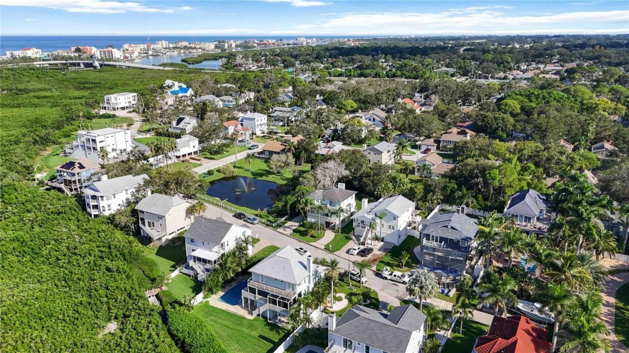 13951 Harbor View Drive, Seminole, FL 33776 Photo