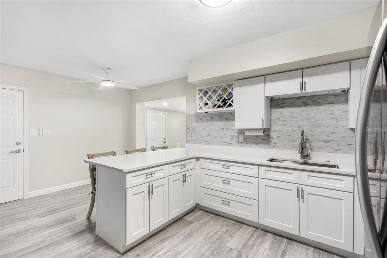 429 55th Avenue Ne, Saint Petersburg, FL 33703 Photo