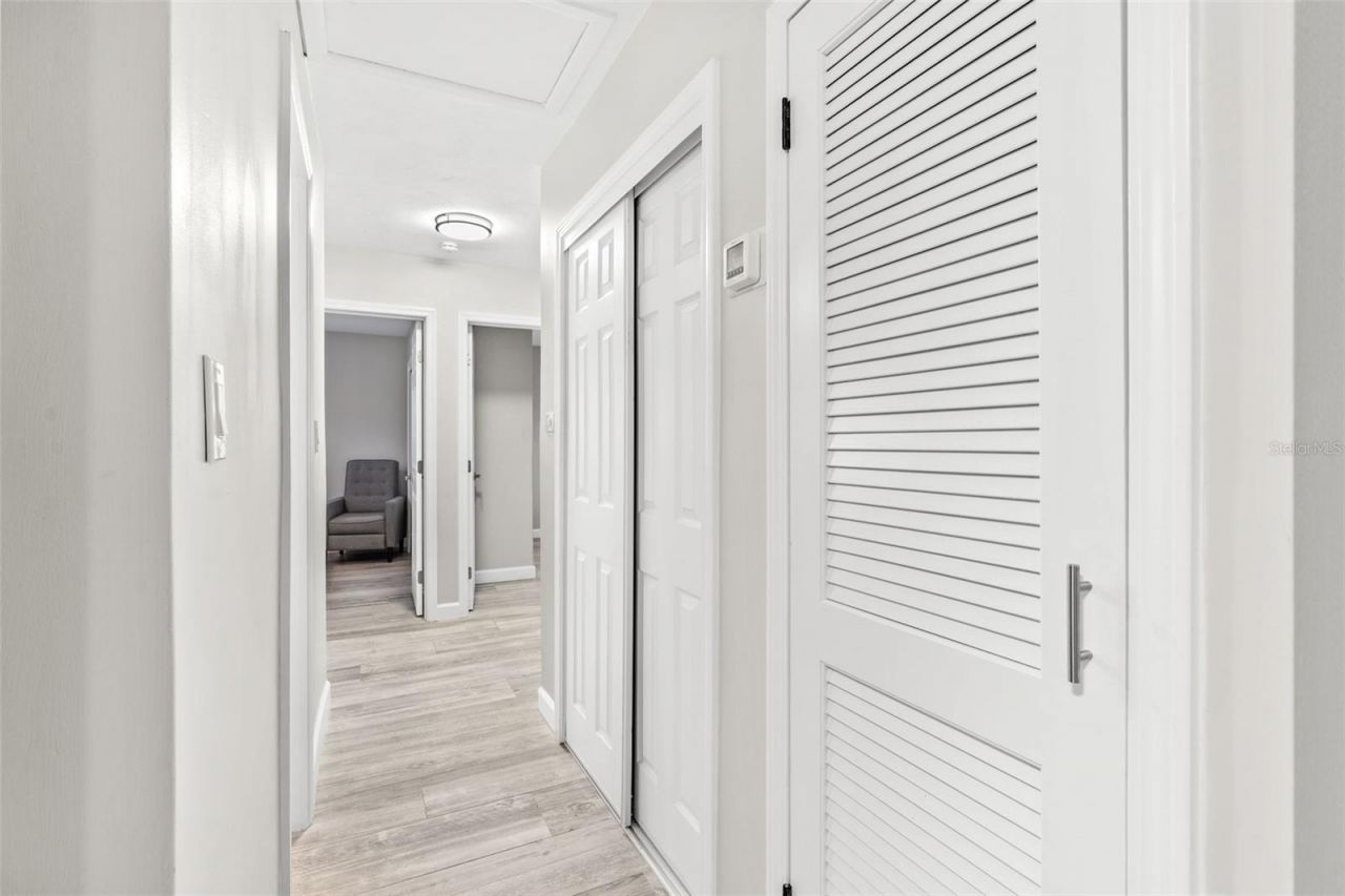 429 55th Avenue Ne, Saint Petersburg, FL 33703 Photo