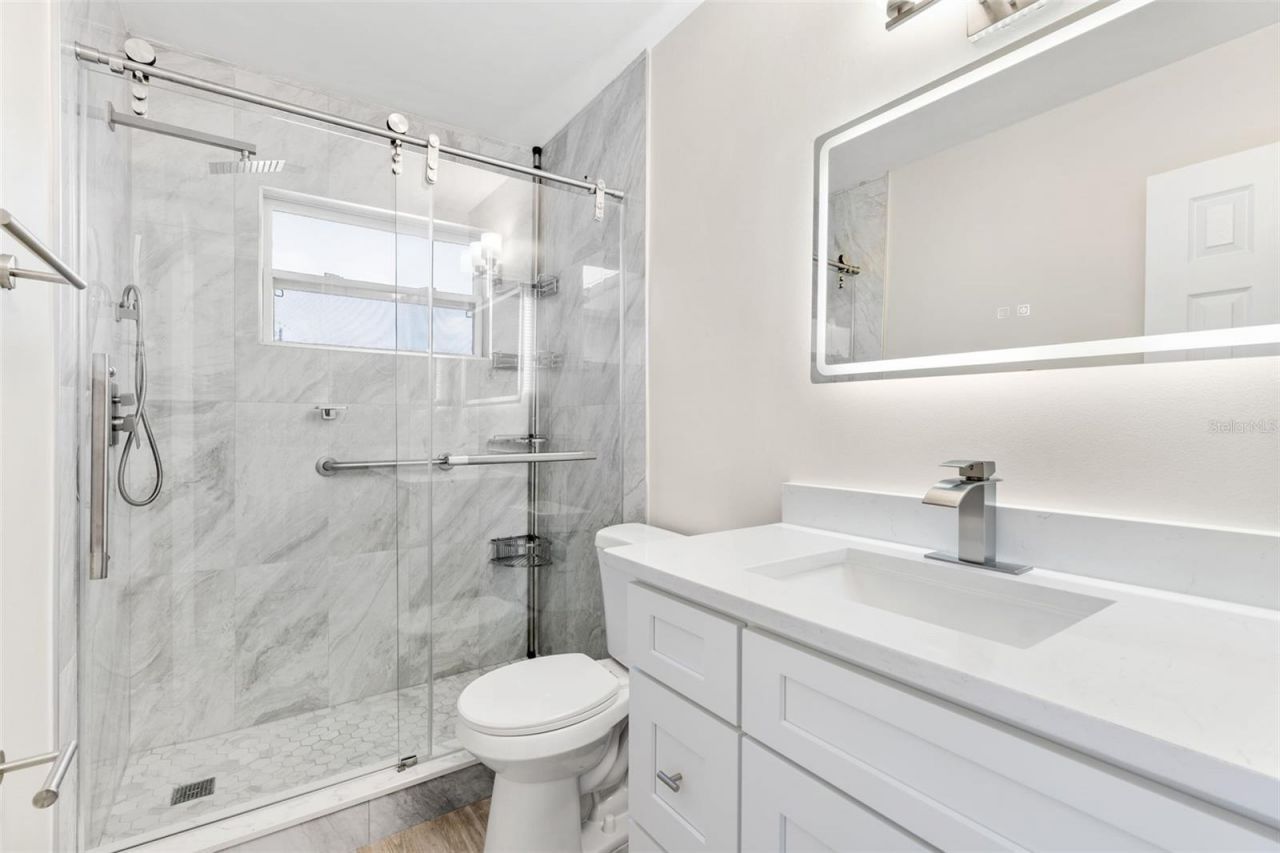 429 55th Avenue Ne, Saint Petersburg, FL 33703 Photo