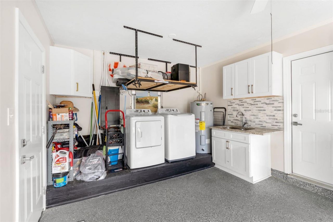 429 55th Avenue Ne, Saint Petersburg, FL 33703 Photo